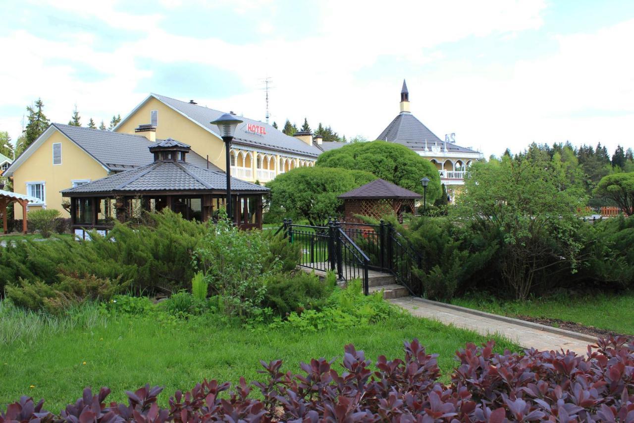 Goliсyn Club Hotel Golitsyno  Bagian luar foto